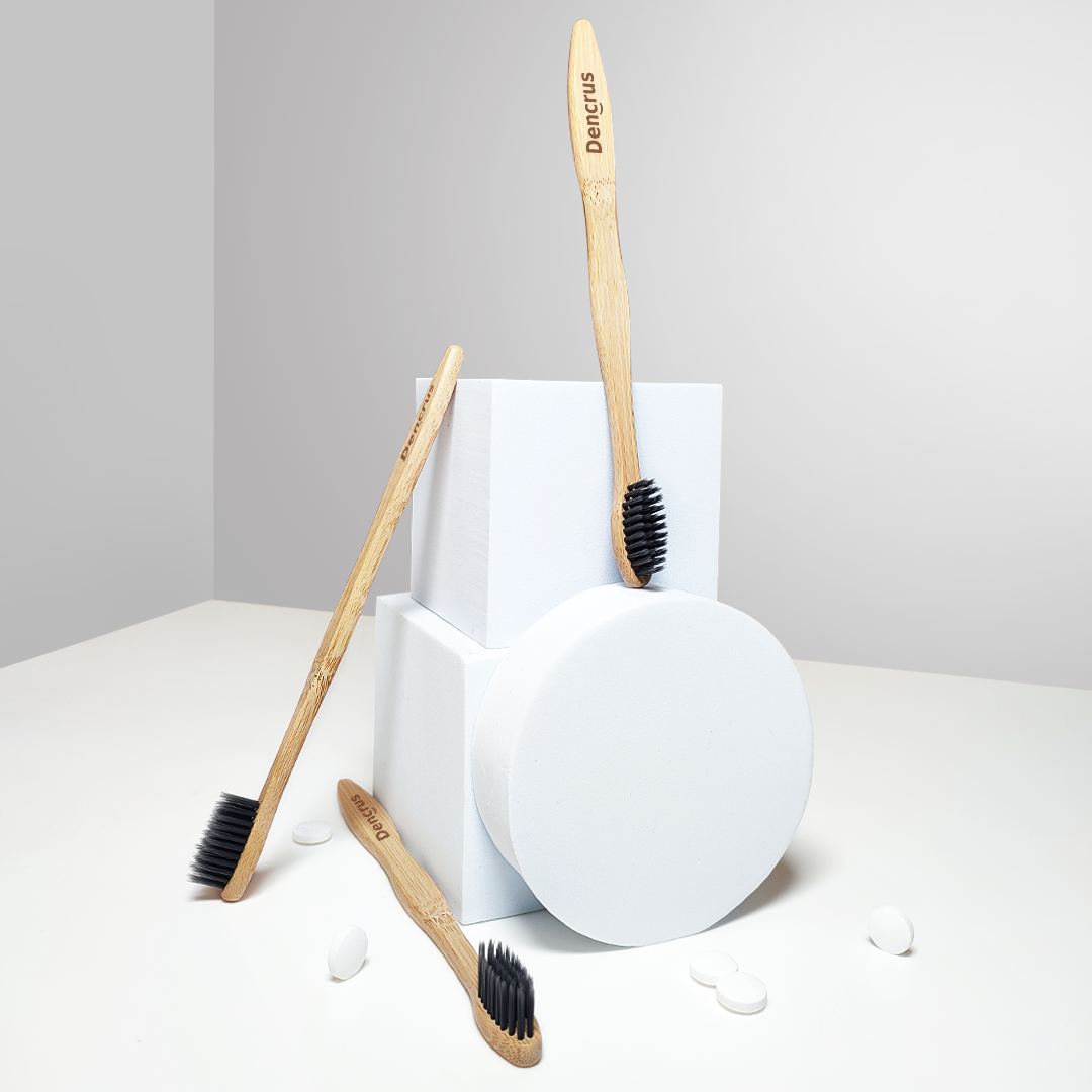 Natural Clean Bamboo Toothbrush – with Charcoal Bristles
